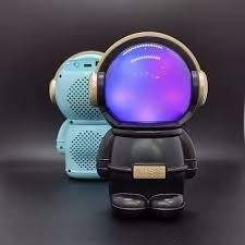 Producto - Astronauta parlante con luz RGB
