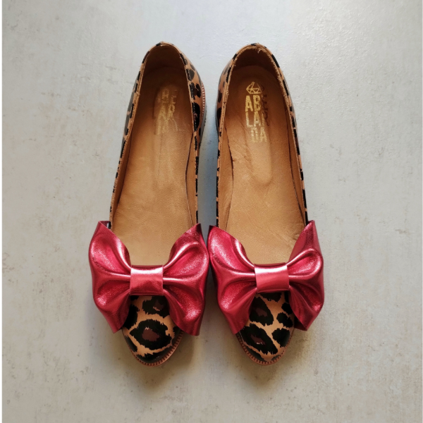 Producto - Balerinas Leonor Moño Rojo