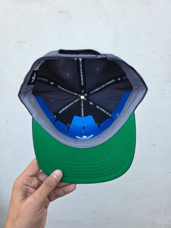 Adidas originals snapback 2026 gris — imagen 7