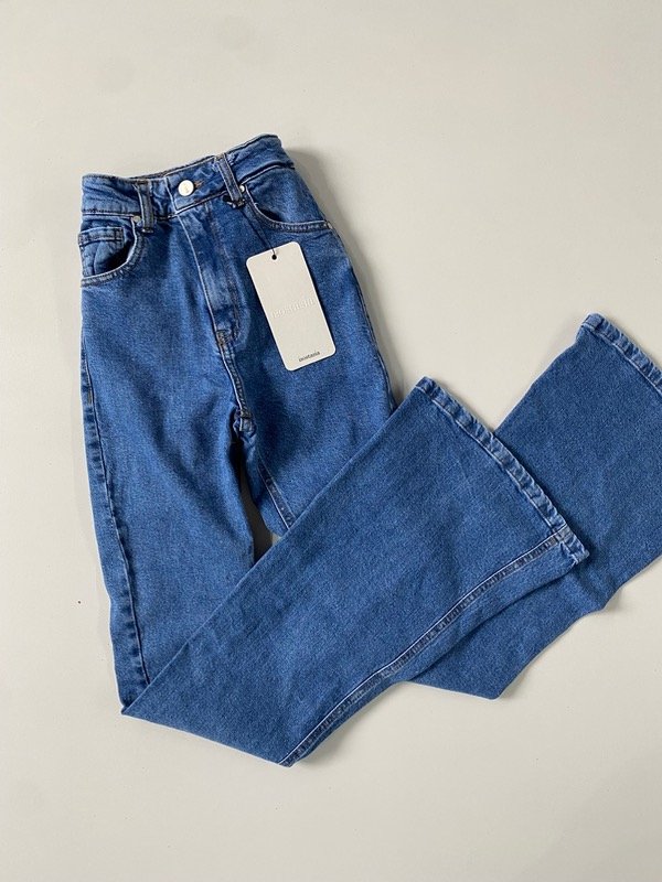 Producto - Jean flare azul Oxford elastizado