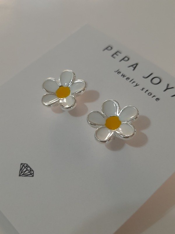 Producto - Aro Margarita Petalos