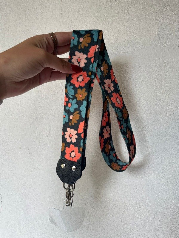 Producto - Correa larga flores fondo negro