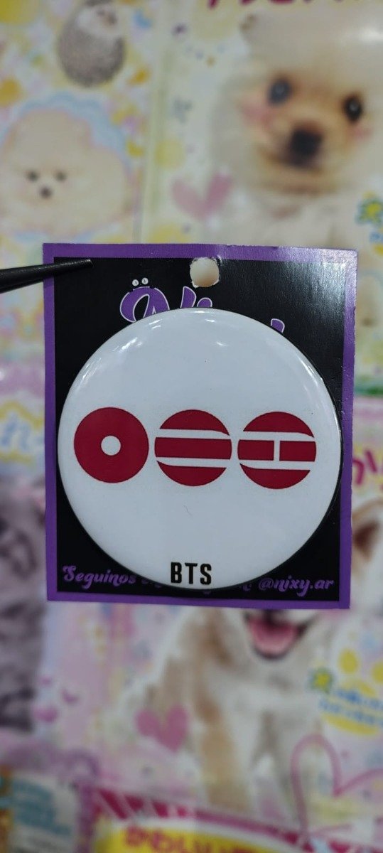 Producto - Pin BTS ARIRANG LOGO