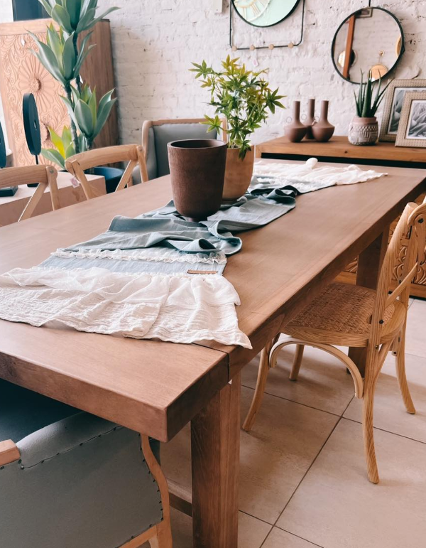 Producto - MESA DE COMEDOR MADERA DE KIRI