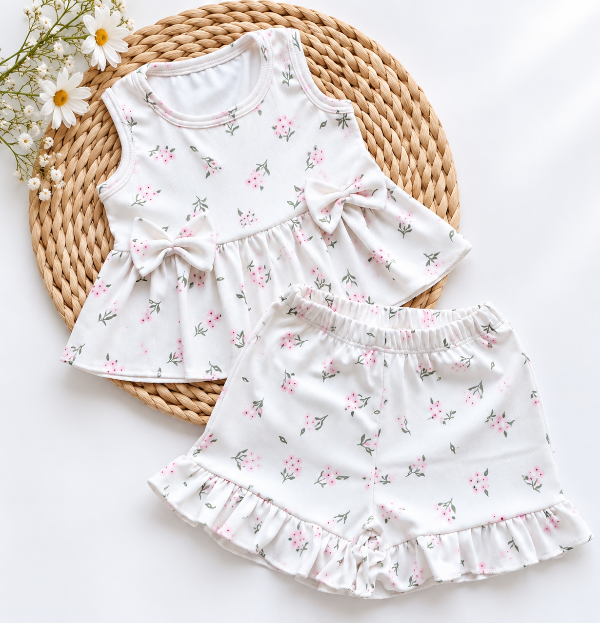 Producto - CONJUNTO FLOWY BLANCO (MUSCULOSA + SHORT)