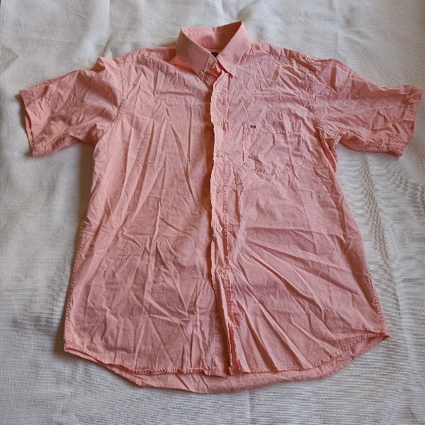 Producto - Camisa rosa manga corta (T. M)