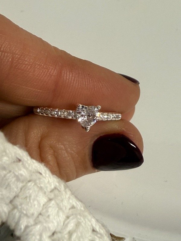 Producto - NB700 Anillo piedra cubik y micropave