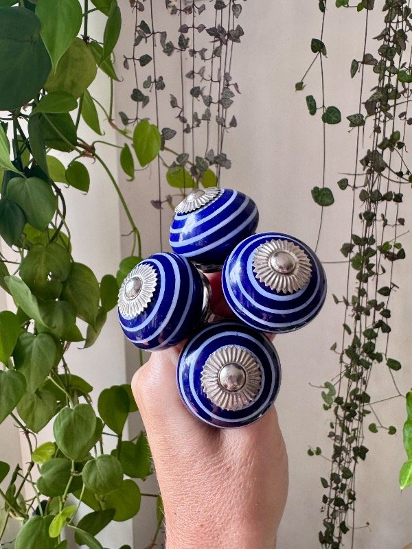 Producto - Tiradores de cerámica x 4 a rayas