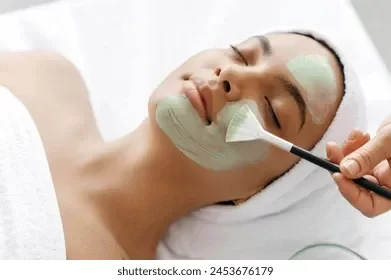 Producto - Limpieza Facial, cuello y escote MINIMALISTA 1