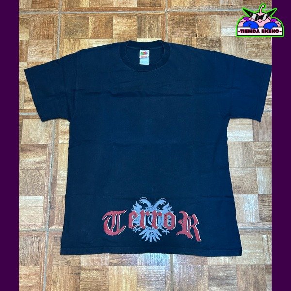 Producto - Terror "Out of my face" remera importada