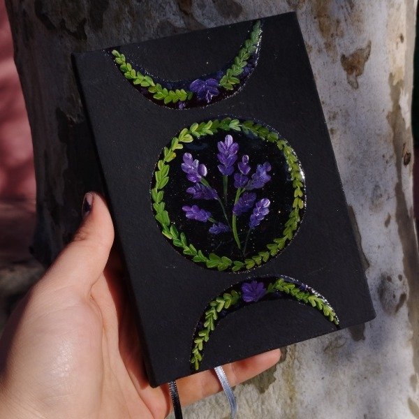 Producto - Cuaderno A6 hojas lisas triple luna floral