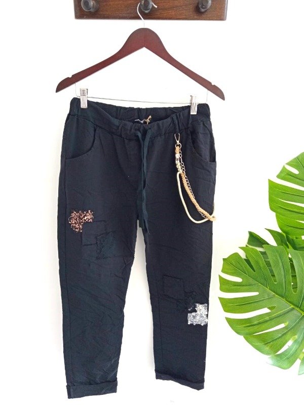 Producto - Babucha italiana con apliques negra