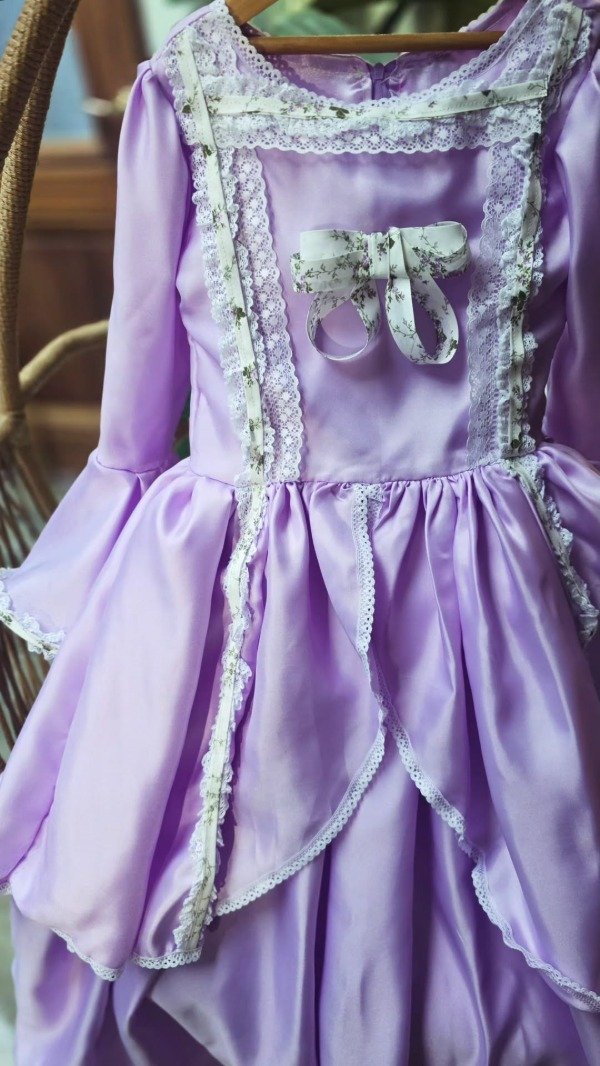 Producto - Dama Antigua Lila