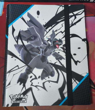Producto - USADA Carpeta Black Bolt POKEMON Original - 360 CARTAS - OUTLET