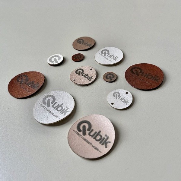 Producto - ETIQUETAS REDONDAS CUERO PU - PACK - 3