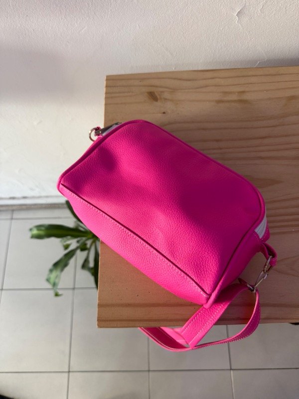 Producto - Bandolera Fucsia