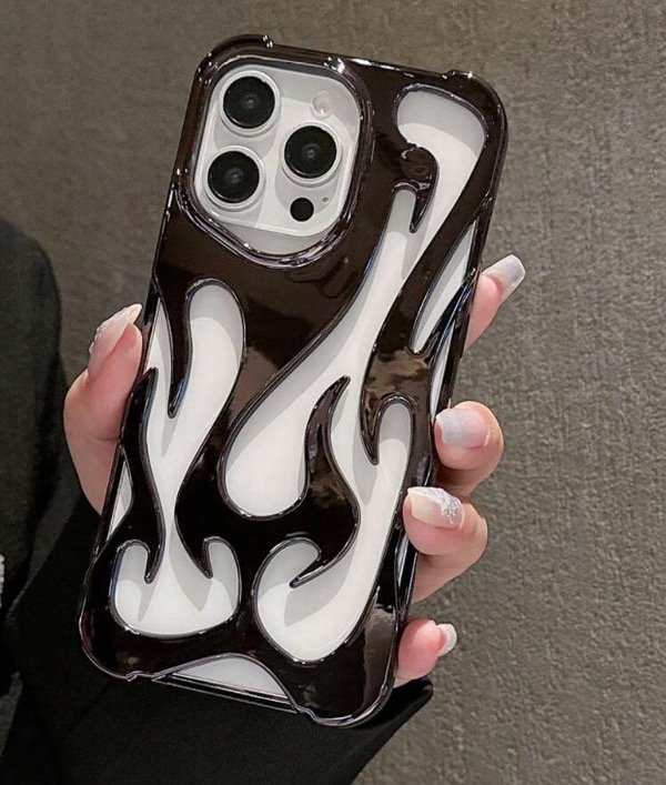Producto - Funda FIRE  negra (IPhone 11)