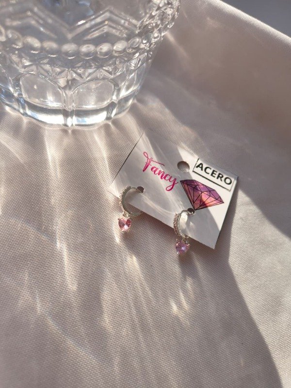 Producto - Argollitas corazon micropave rosa
