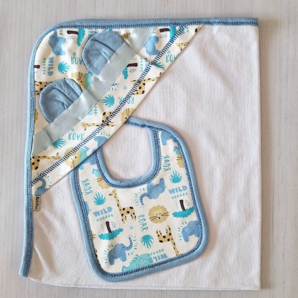 Producto - Mantita Recibidora + Babero Selva Celeste