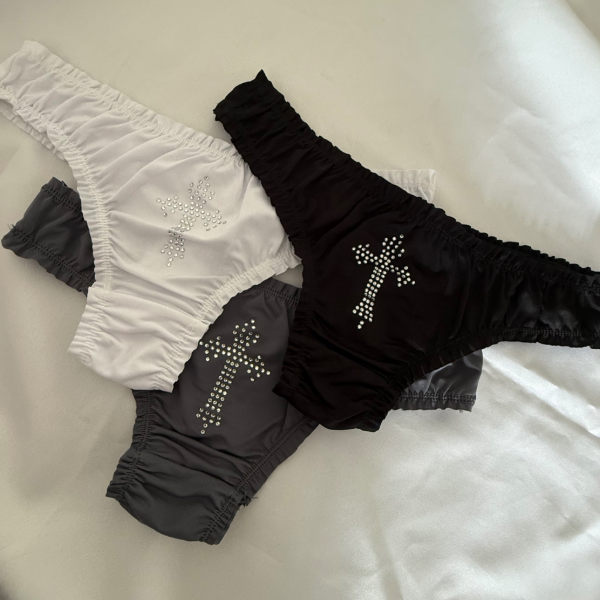 Producto - SET PANTIES UNHOLY X 3