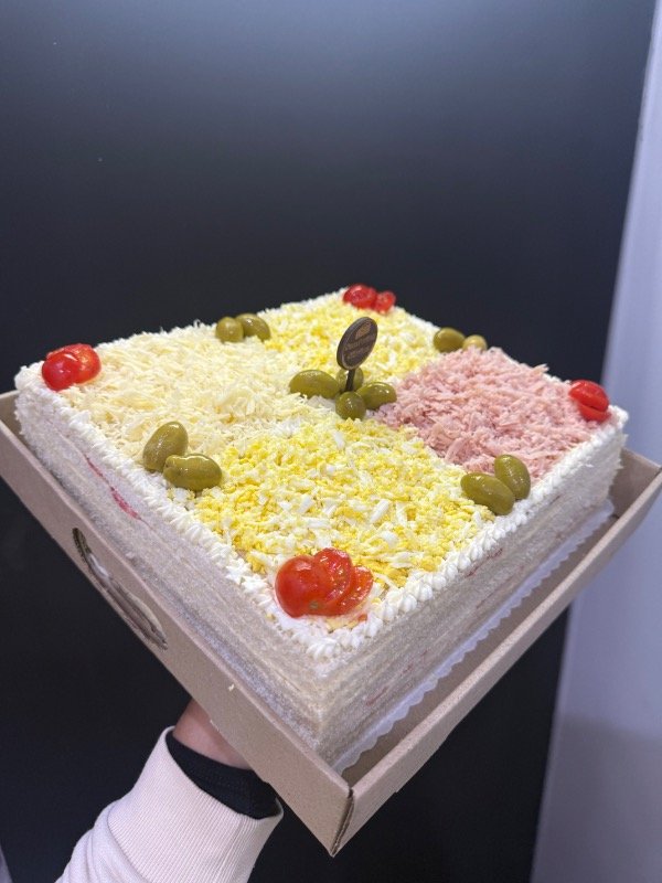 Producto - Torta salada de 24 porciones