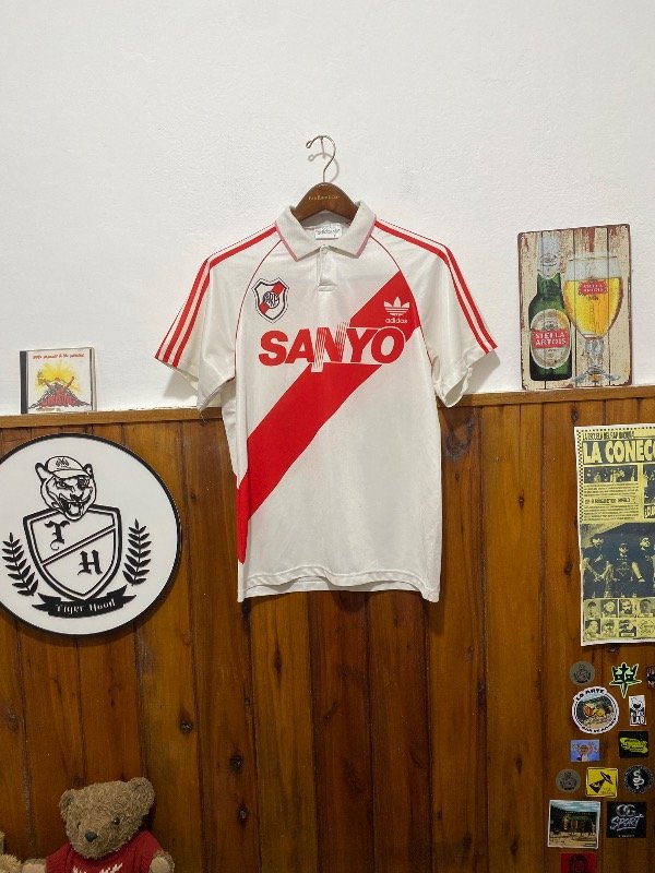 Producto - ADIDAS RIVER PLATE 92 (S)