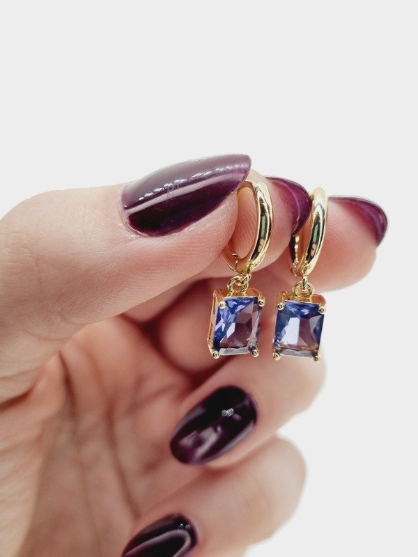 Producto - Aros acero dorado argollita fina plana colgante swarovski rect color