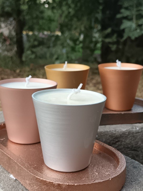 Producto - Vela de soja en envase cónico de aluminio