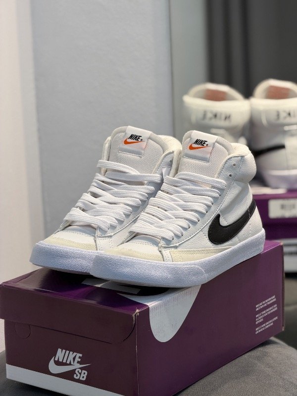Producto - NIKE BLAZER - 5