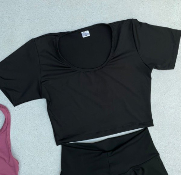 Producto - Crop black