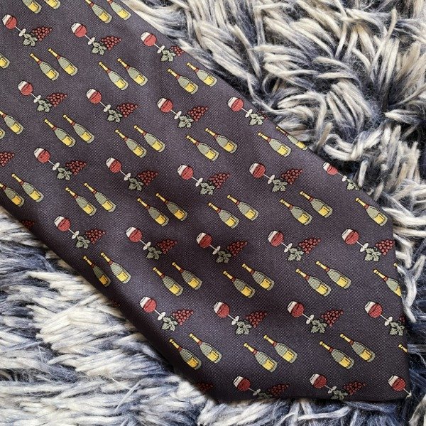 Producto - Vintage wines made in Italy tie.