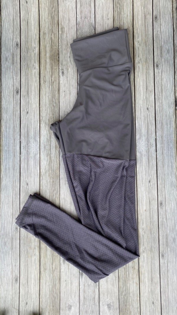 Calza extra larga dryfit con parte superior en lycra liviana