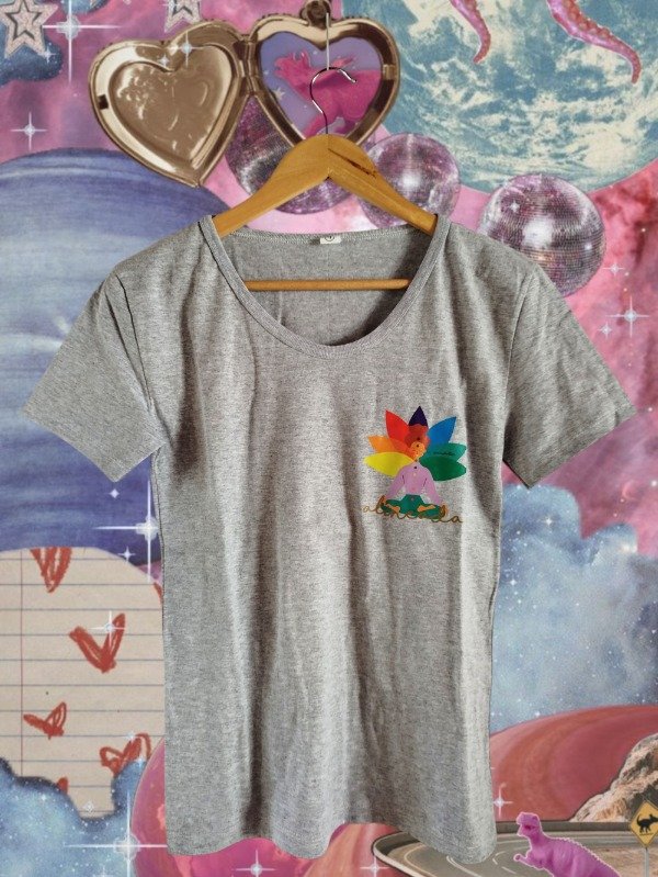 Producto - REMERA ENTALLADA ALGODON ALINEADA