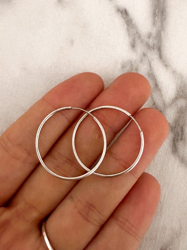 Producto - Argollas Lisley 3 cm Plata 925