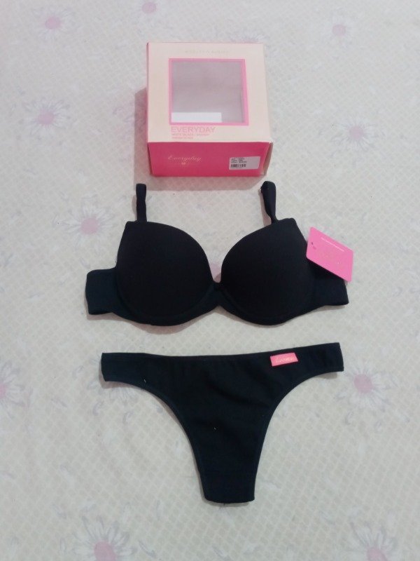 Marcela Koury - Art 5323 - T 90 - Negro