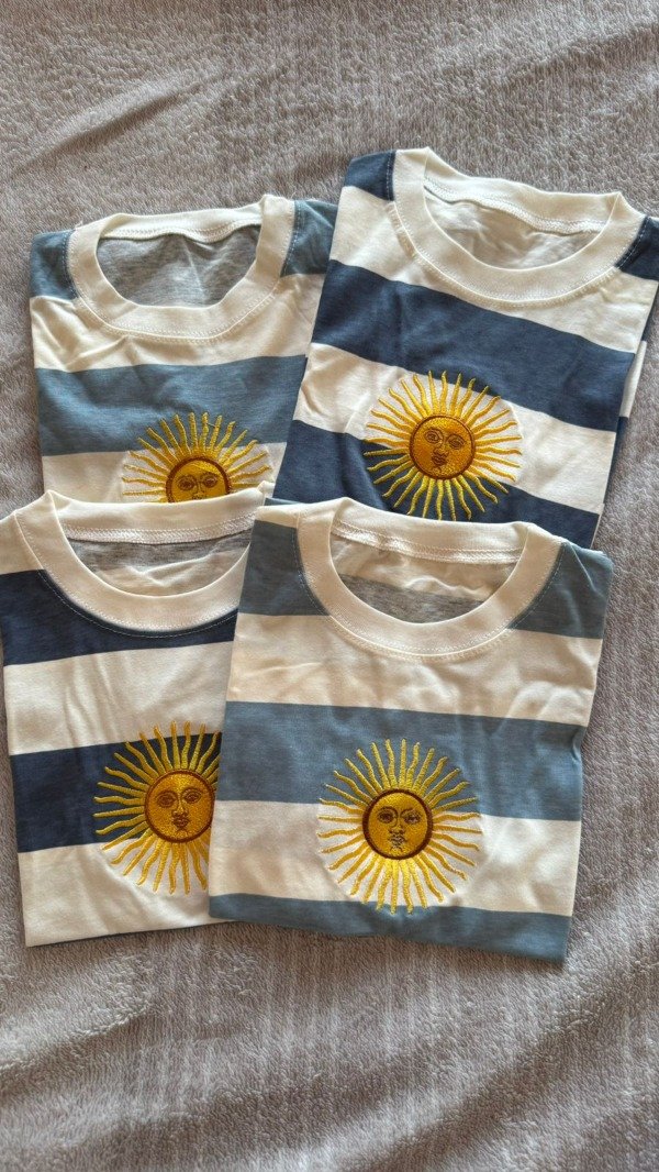Producto - Remera Argentina - Talle chico