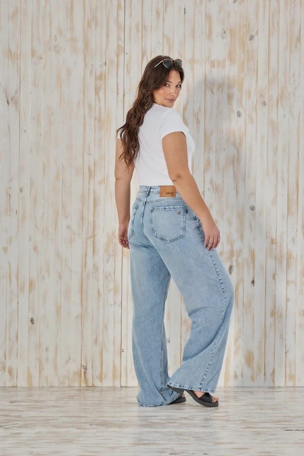 Producto - Jean WIDELEG CENITHO CELESTE CLÁSICO 836 - RÍGIDO - 1