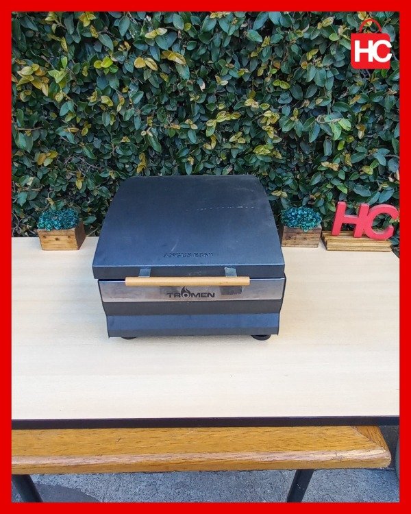 Producto - Parrilla eléctrica portátil  Tromen Angus E360 con tapa de acero inoxidable - 0