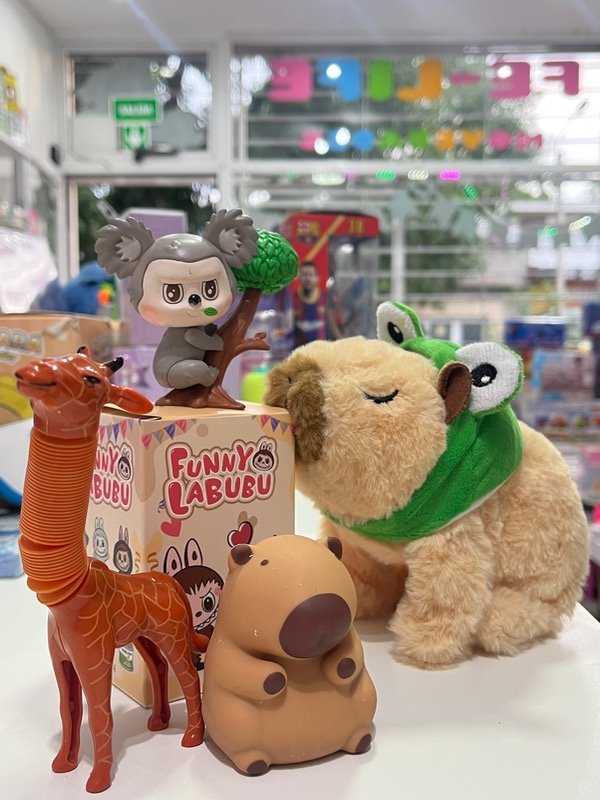 Producto - Combo peque jirafa sensorial+caja sorpresa bubu+squishy+ caminador capy