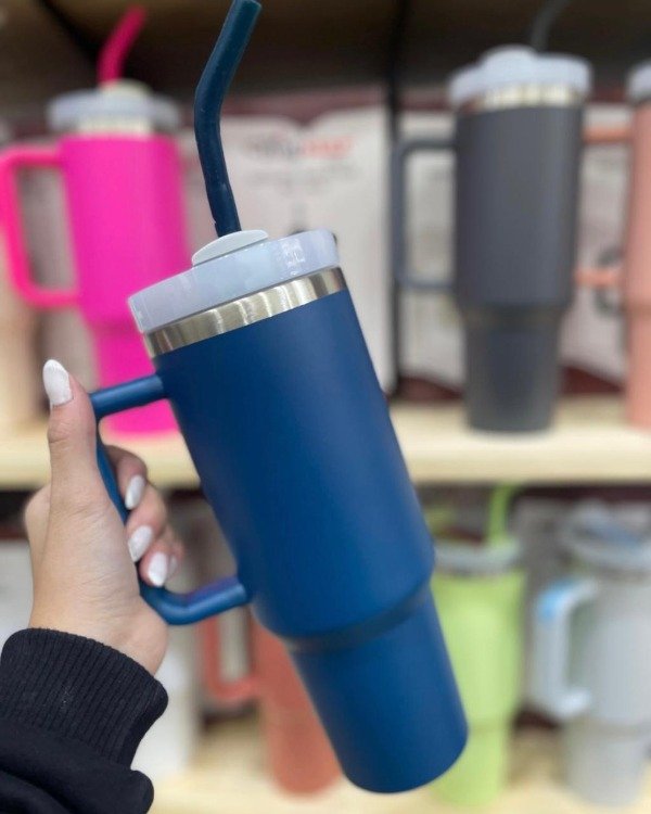 Producto - VASO QUENCHER CON MANIJA AZUL