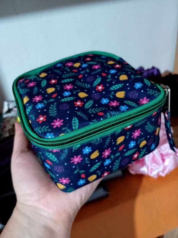 Producto - MINI NECESER CUBO + 3 SCRUNCHIES (A PEDIDO) - 5