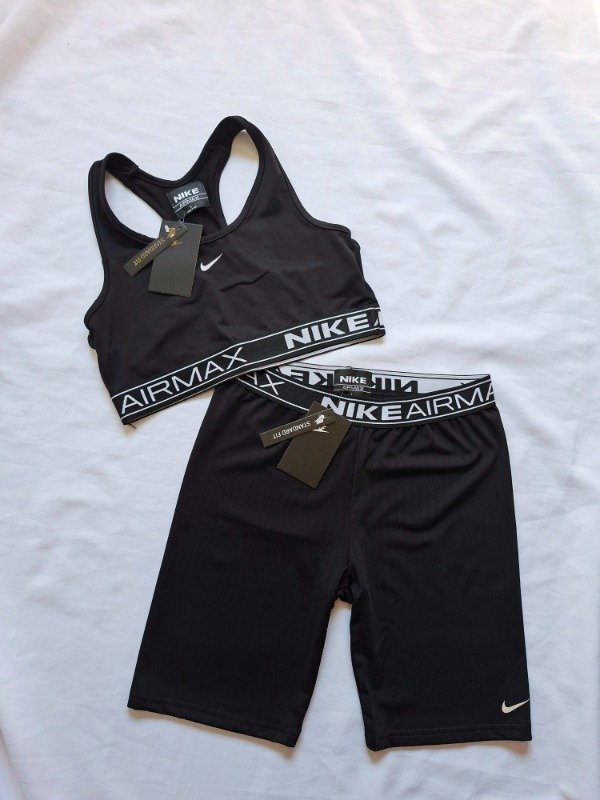 Producto - Conjunto nike black