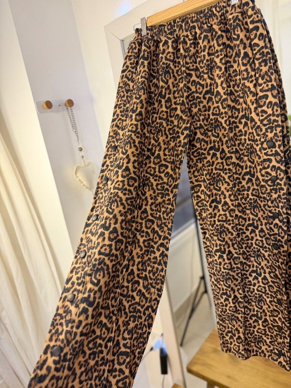 Producto - Pantalón print con botones - 0