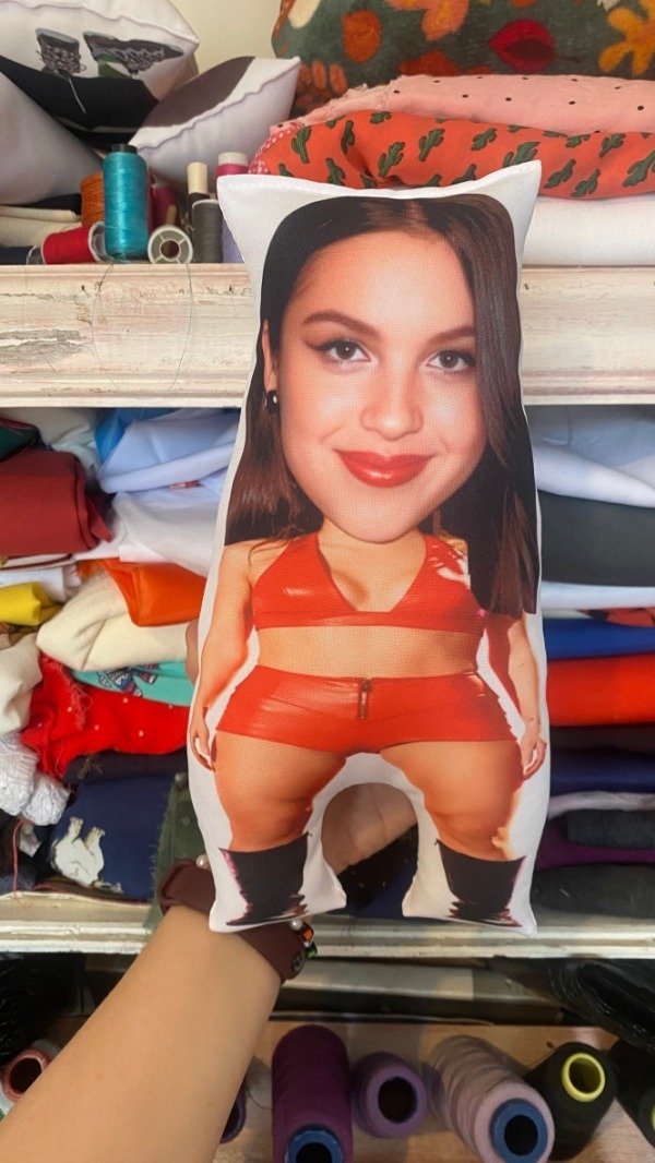 Producto - Muñeca Olivia Rodrigo - 2