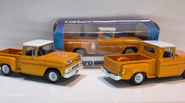 Producto - CHEVROLET APACHE 1/64 con suspension OCRE , LANZAMIENTO EN EXPO COLECCIONISTA