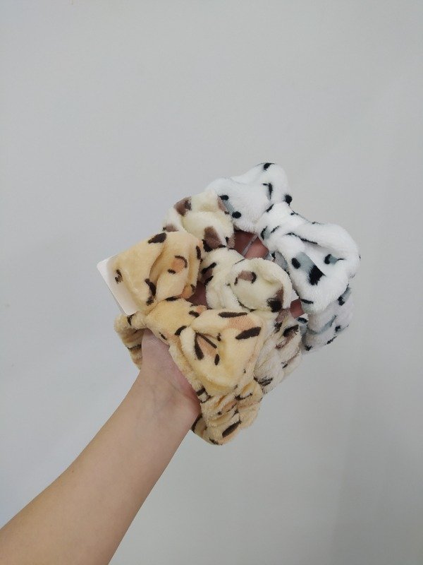 Producto - Vincha skincare moño animal print