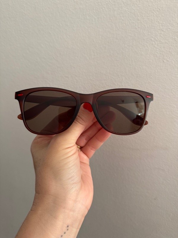 Producto - Lentes clásicos marrones