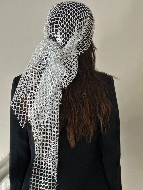 Producto - Pañuelo Brilloso Plateado