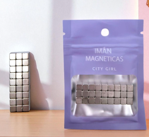 Producto - Iman magnético cuadrados City Girl