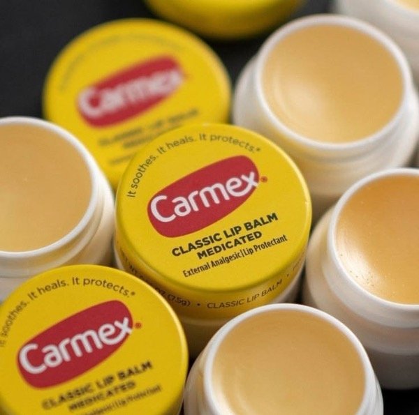 Producto - CARMEX bálsamo en lata (sabor Original) - 1